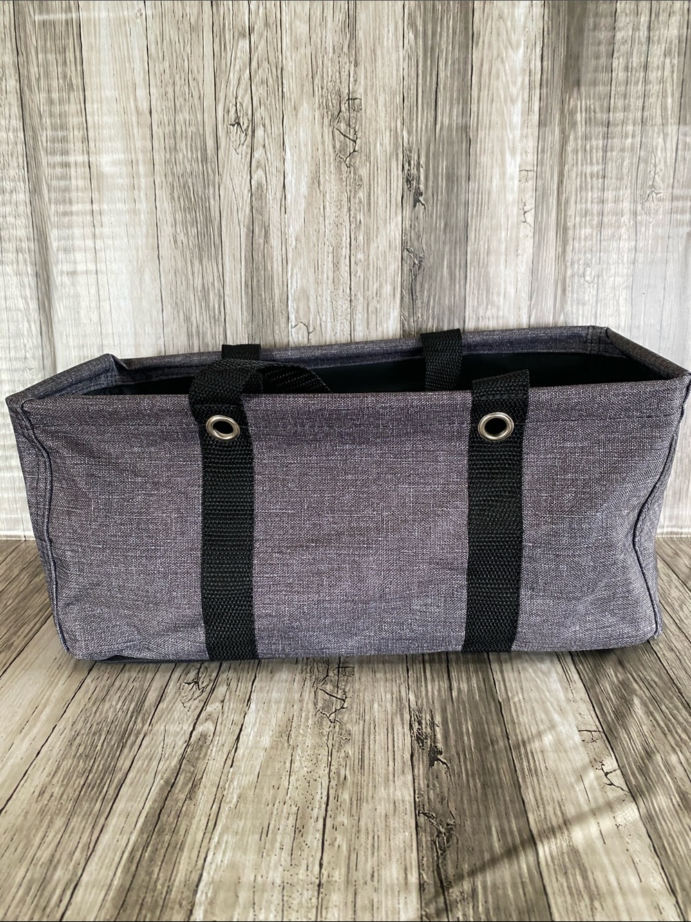 THIRTY-ONE TINY UTILITY TOTE— CHARCOAL CROSSHATCH